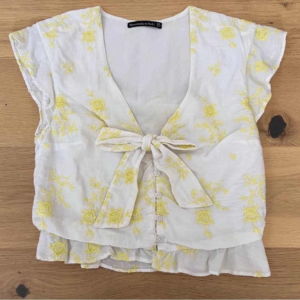 Abercrombie & Fitch White and Yellow Floral Blouse